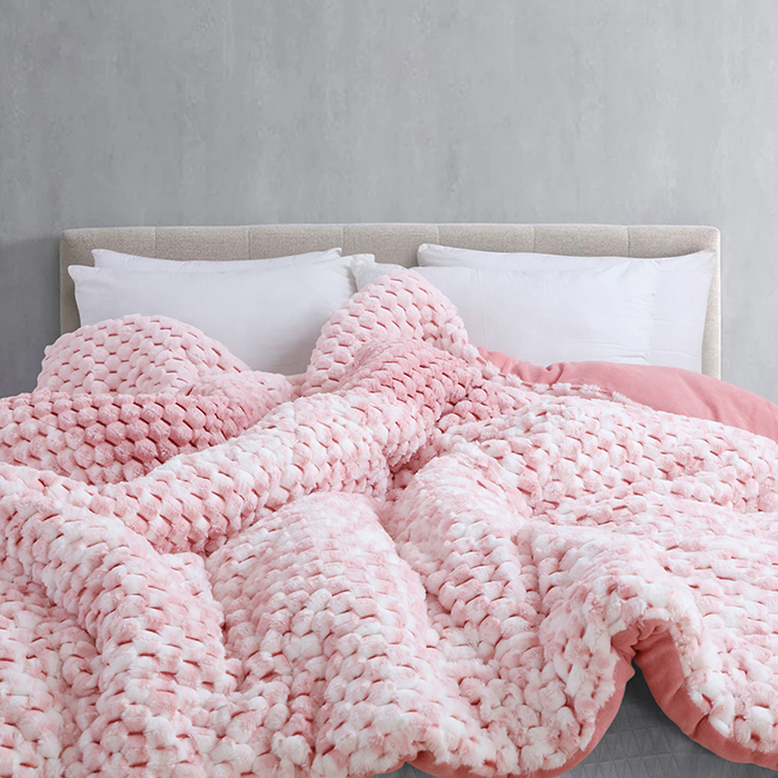 Flakes Winter Comforter